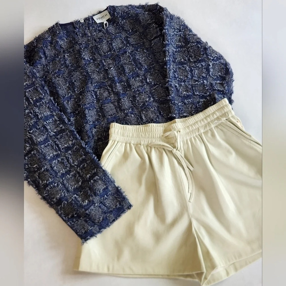 NWT || GOOD AMERICAN || Better Than Leather shorts - Picture 2 of 7